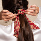 Oh My Hair Scrunchie con Lazo Estampado Rosas