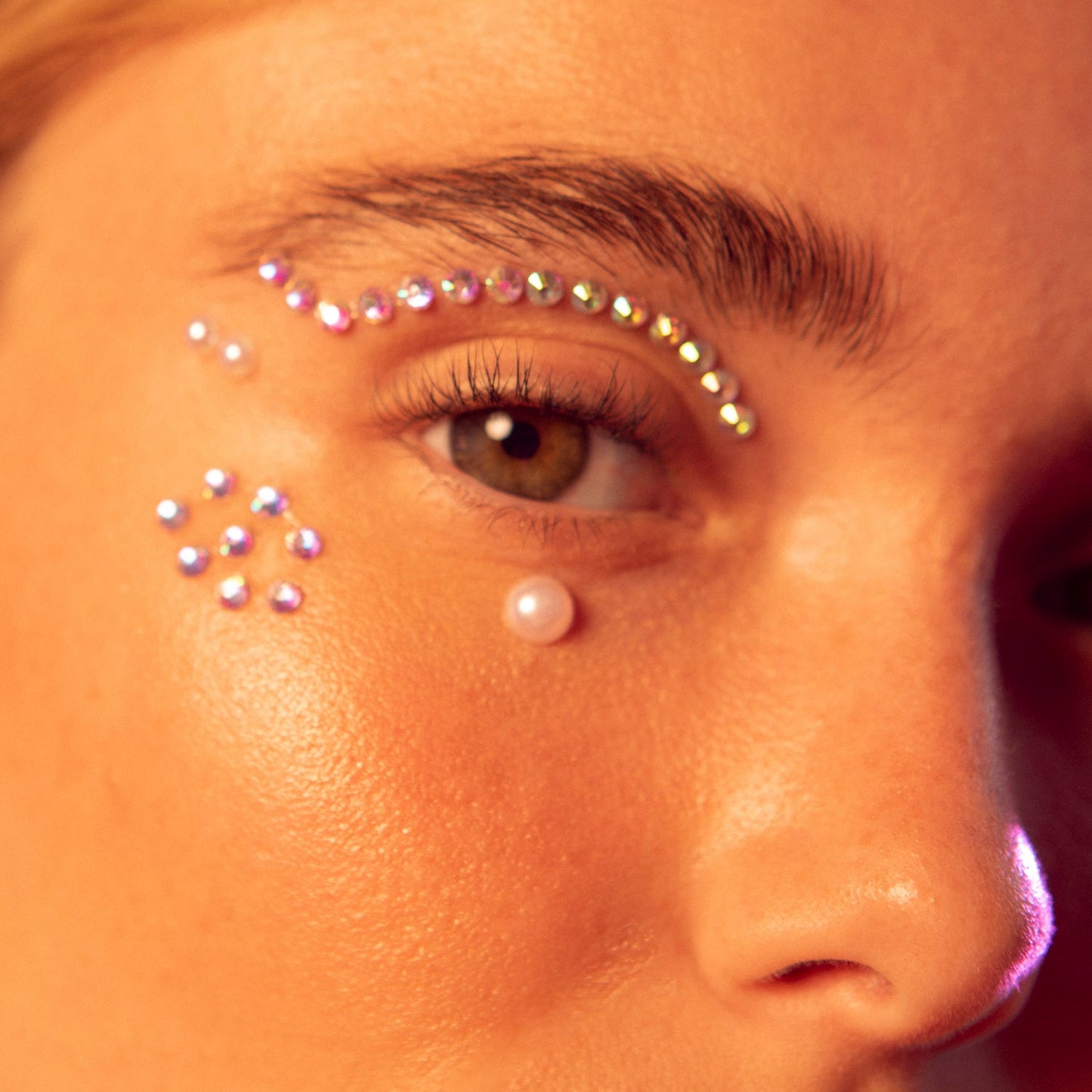 EYELINER & FACE STICKERS MODEL 01