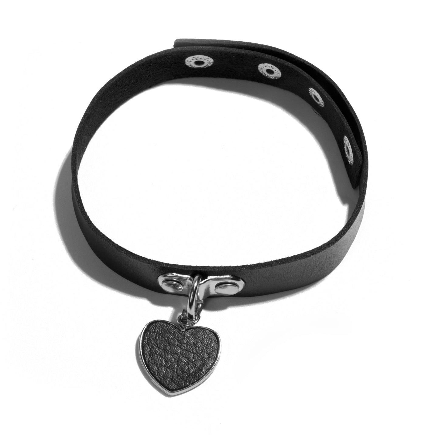 Joys x Oooh! Choker Efecto Cuero Corazón